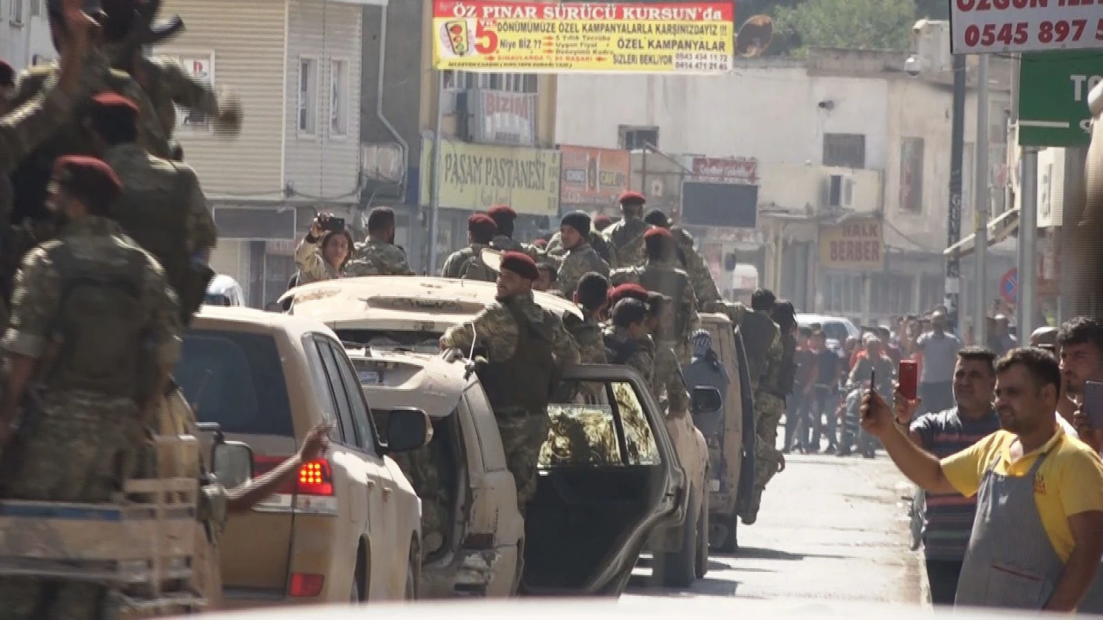 Tekbirlerle uğurlanan Suriye Milli Ordusu Resulayn'da